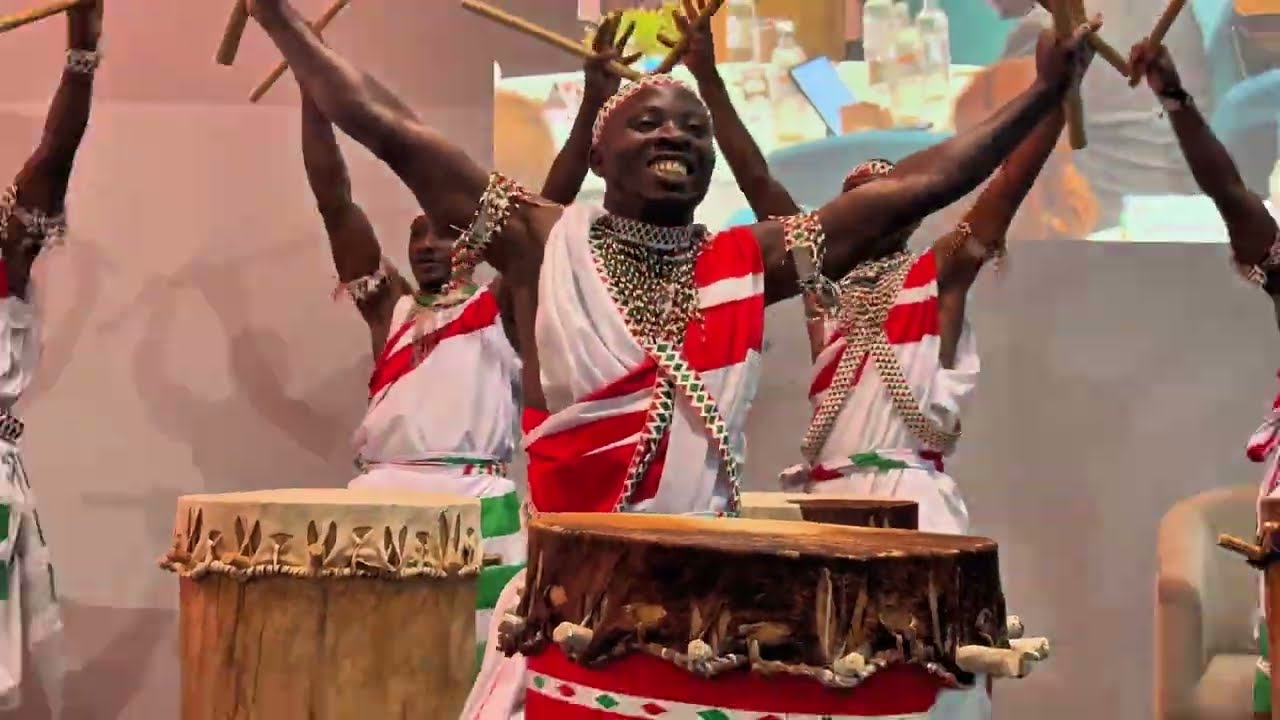 Ubuntu Burundi Drummers Live in Act