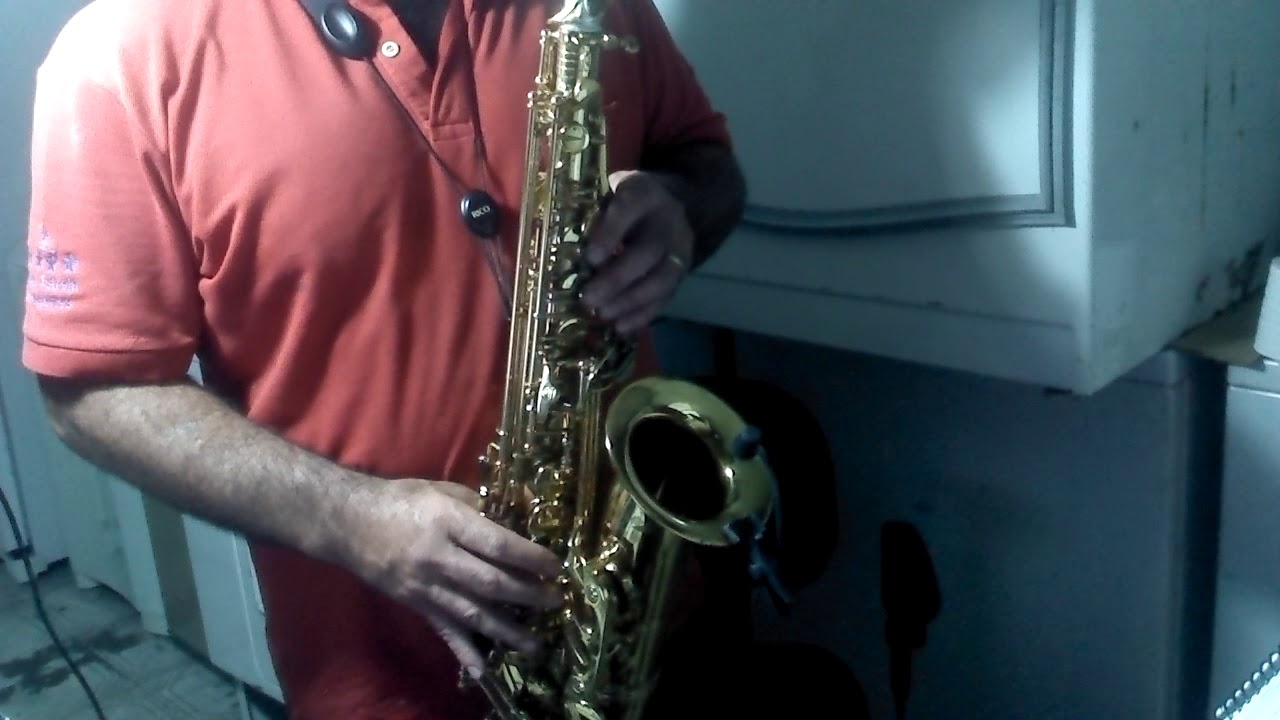 Hino 275 CCB sax alto no soprano