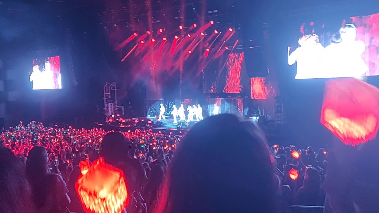 Cherry Bomb - NCT127 &bull; 10/07/2019, NEO CITY PARIS THE ORIGIN - 1st World Tour  #NEOCITYinParis
