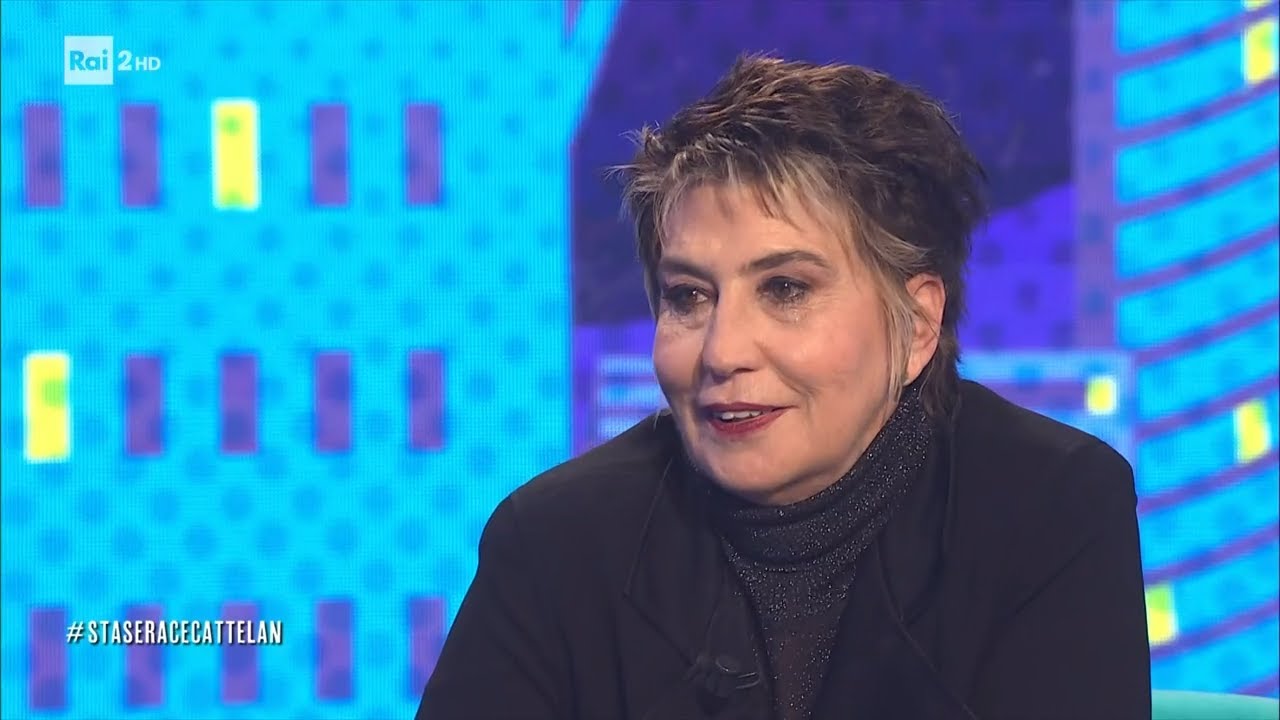 L'intervista a Serena Dandini - Stasera c'è Cattelan su Raidue 16/02/2023
