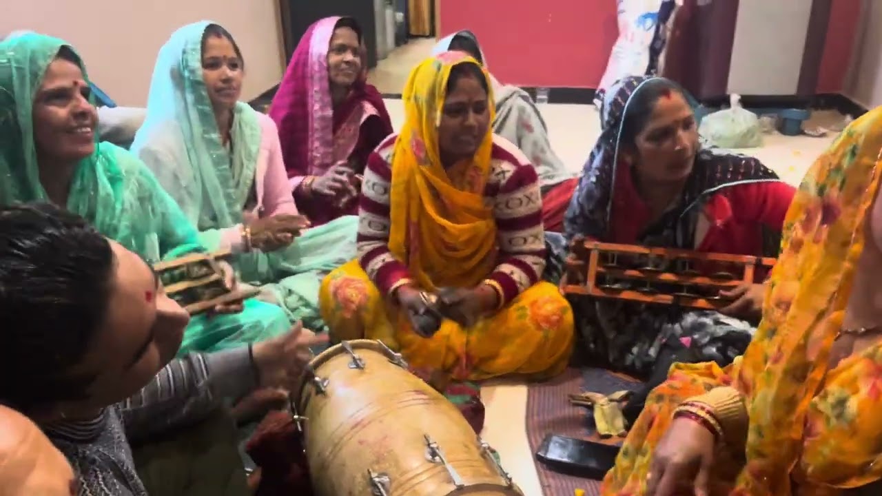शिवरात्रि स्पेशल 💯शंकरजी दूल्हा वन वैठे संग लिआए भूत जी 👍