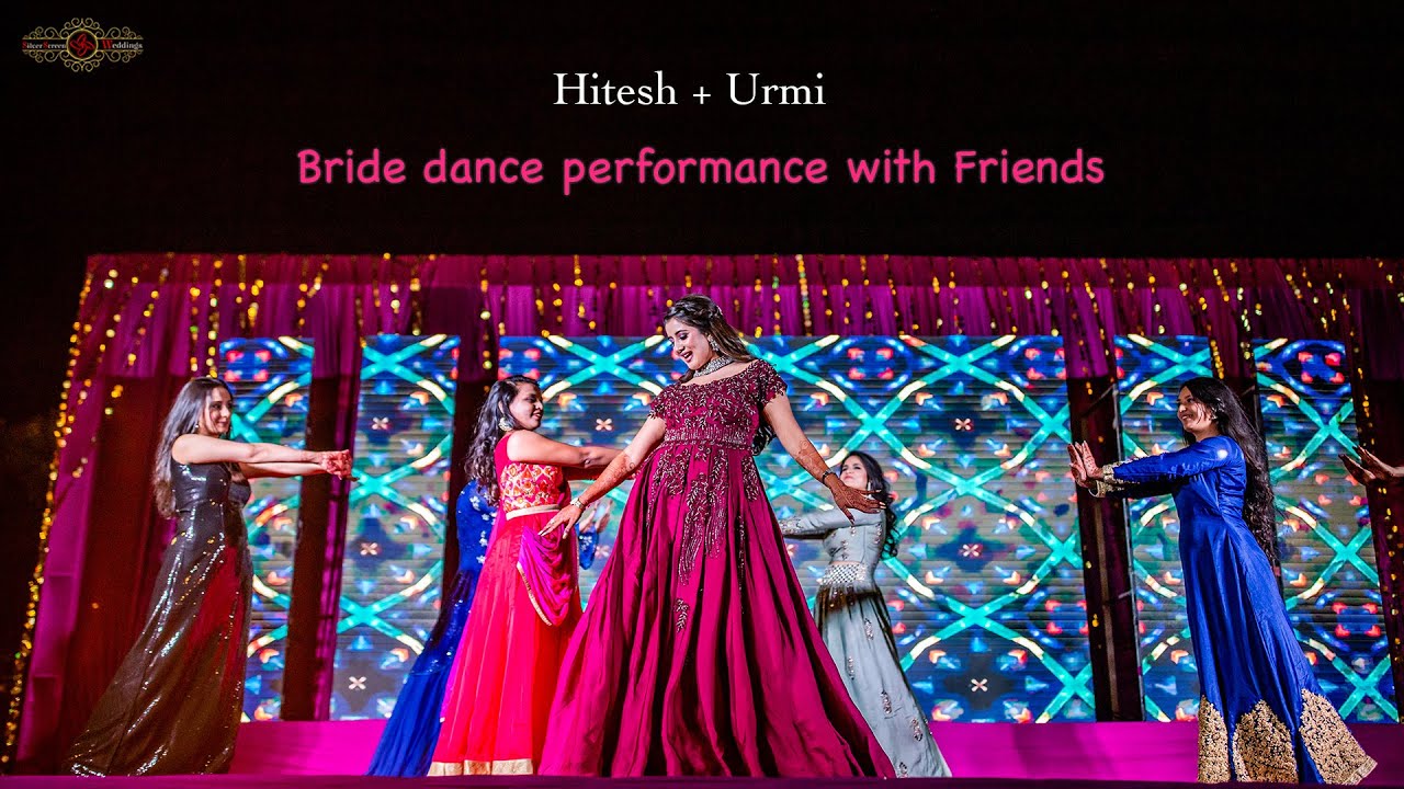 Bole Chudiyan | Bride Dance Performance with Friends | HItesh + Urmi | #hitmi