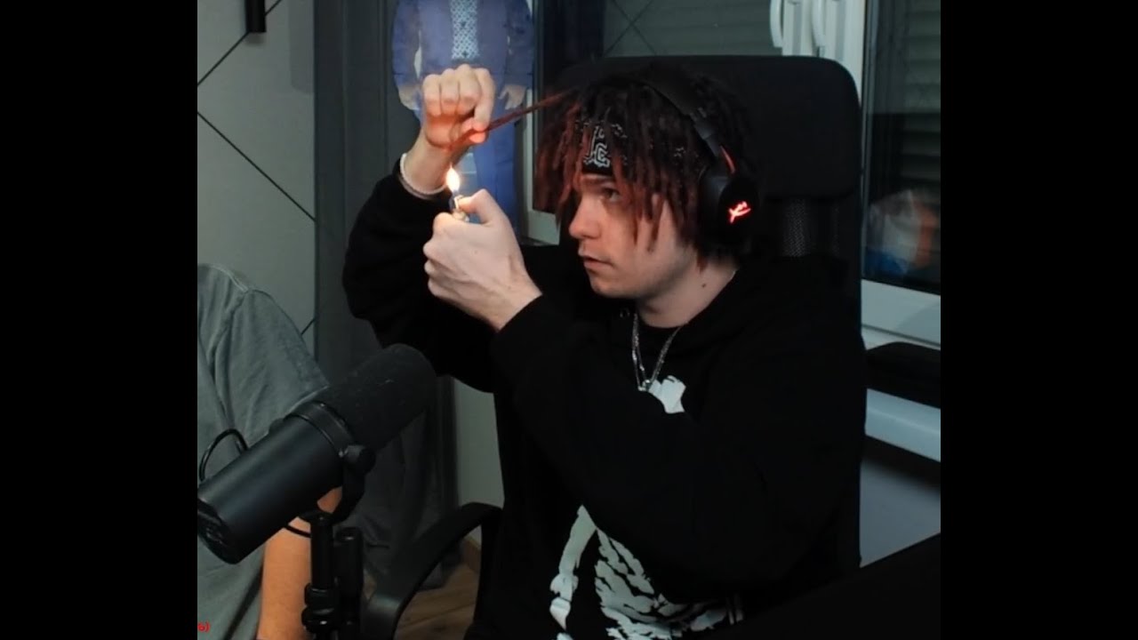 Multi podpala swoje dredy