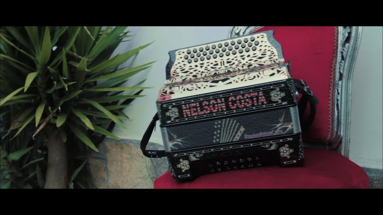 Nelson Costa - Abraça-Me Forte (Official Video)