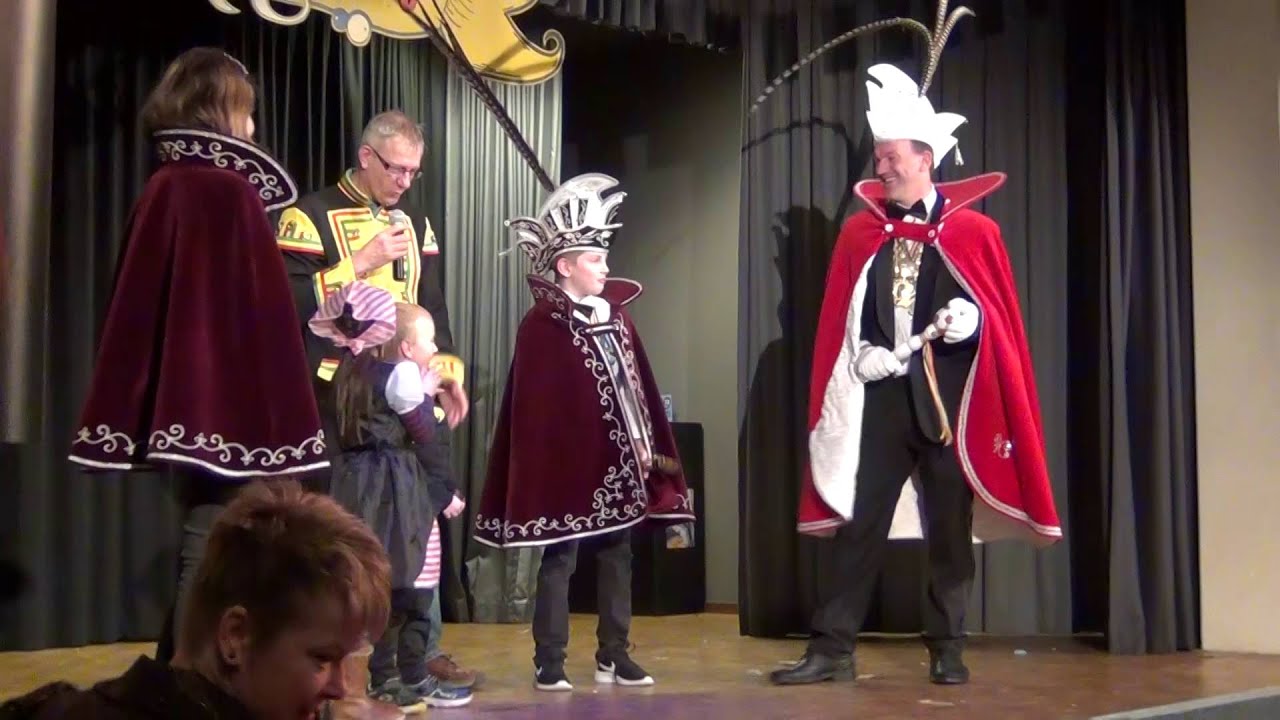 Carnaval 2016 bij de onderbouw van Brede school d'n Bogerd