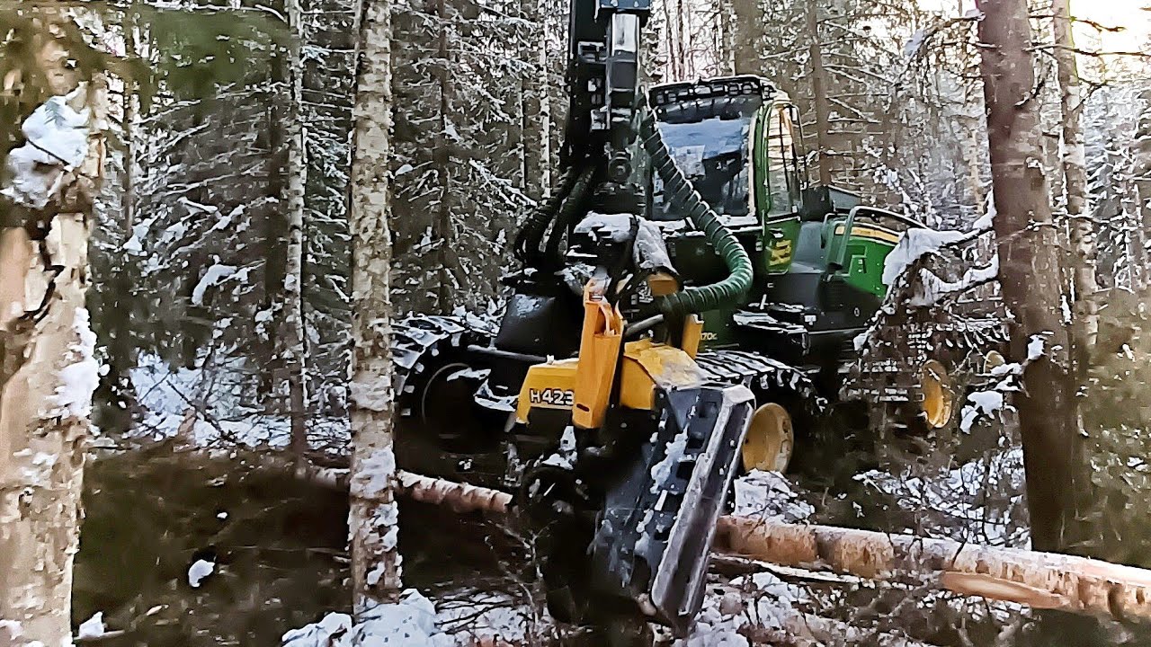 Pakkaset ohi Sekametsän harvennus  John Deere 1170G IBC H423