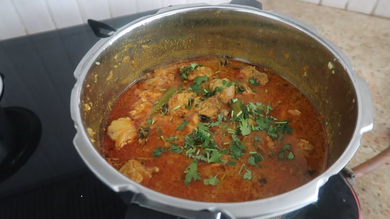 CHICKEN CURRY IN PRESSURE COOKER - JULY2019