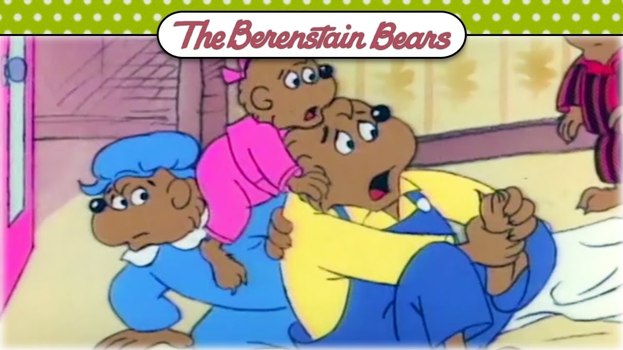 Monsters in the Dark 👀 Berenstain Bears Official