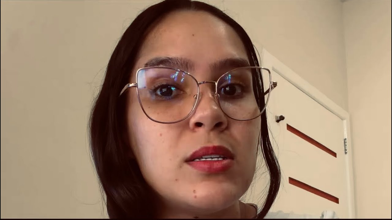 EU TINHA QUE COMPRAR FEIJÃO PARA A DIARISTA?