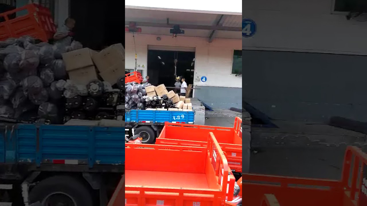 Tricycle loading: after strict testing, all the tricycle products waiting for loading