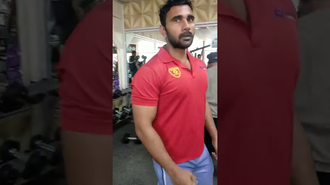 perform for shoulder mussel at qatar gym