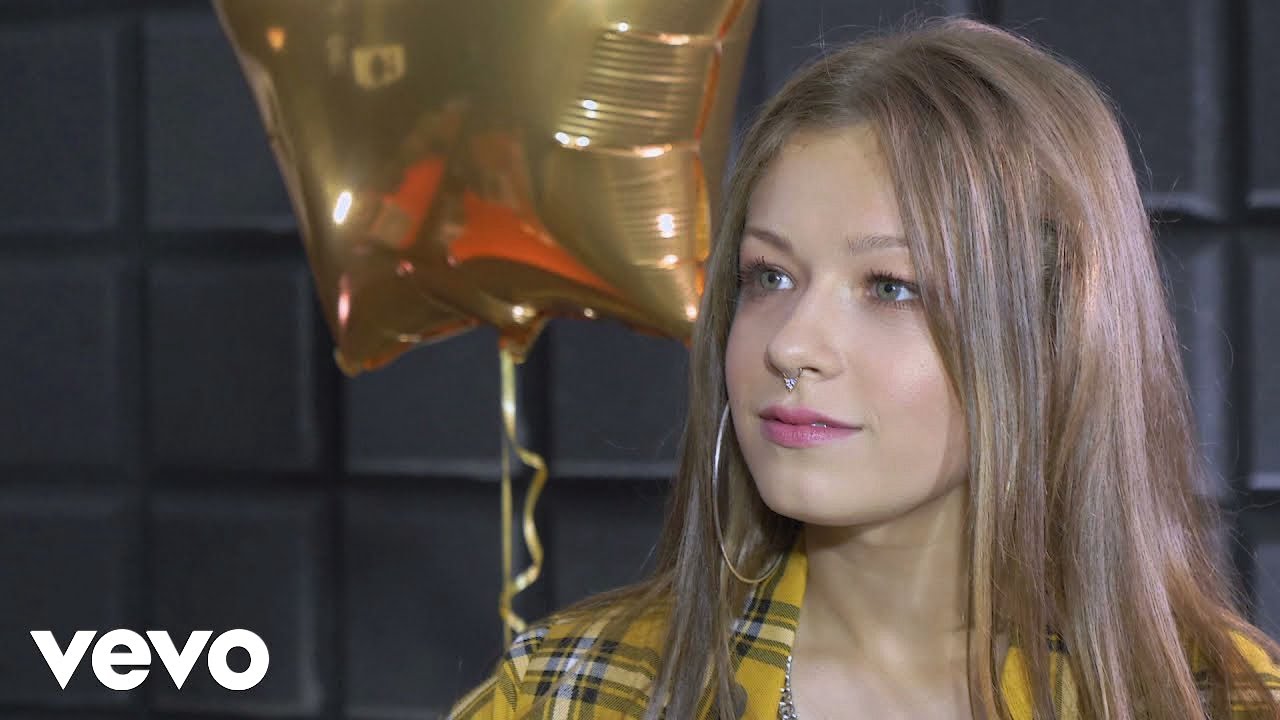 Zuza Jabłońska - 7 Years (z udziałem Magic of Y)