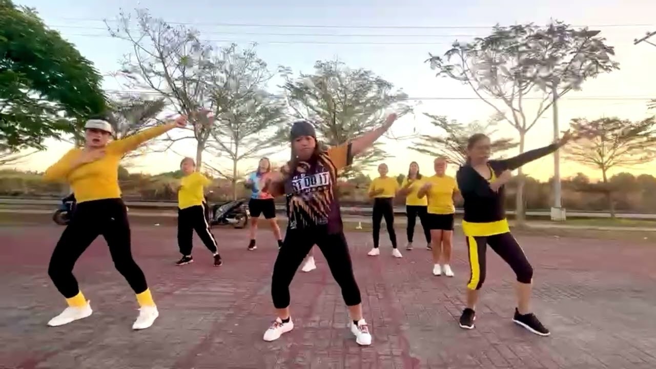ZUMBA WORKOUT SESSION