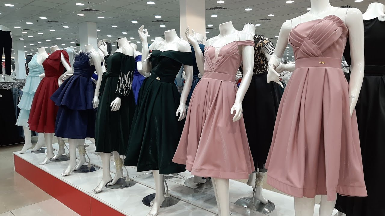 ارخص واجمل موديلات ملابس نسائي فساتين وتي شيرت مخفضة