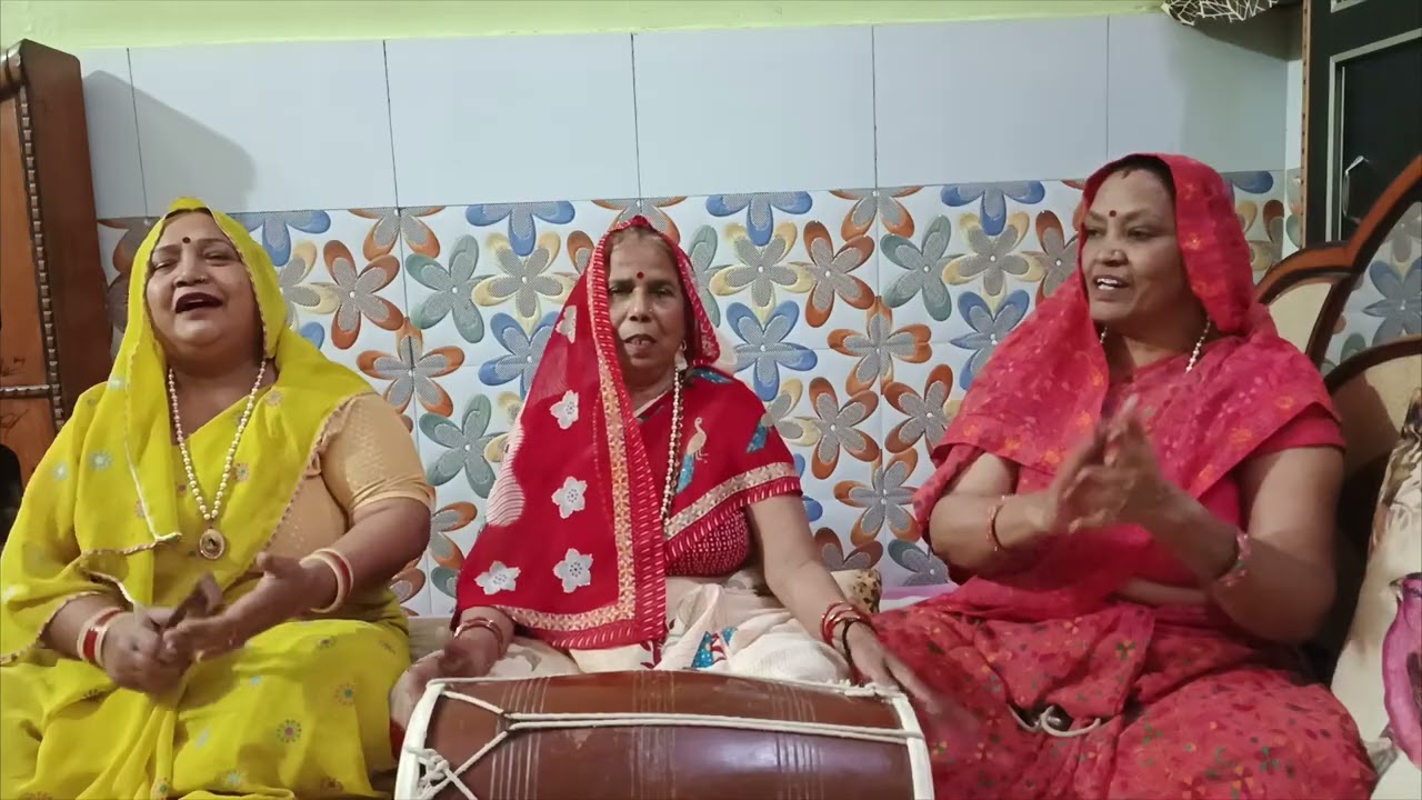 🙏😍🙇🥰#youtube #dance #bhajan #youtubeshorts #haryanvi #newharyanvisong #kirtankebhajan 