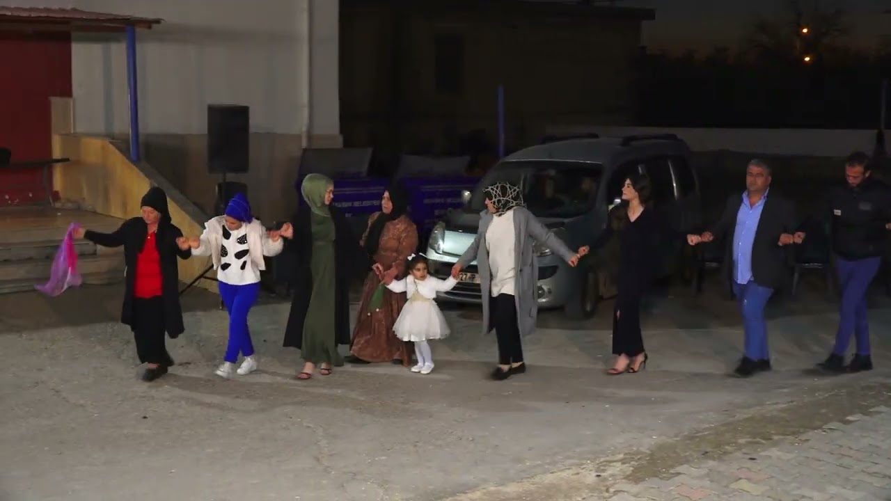 KAMERAMAN SELAMİ FARKIYLA HİSAR KÖYÜ CUMANIN DÜĞÜNÜ