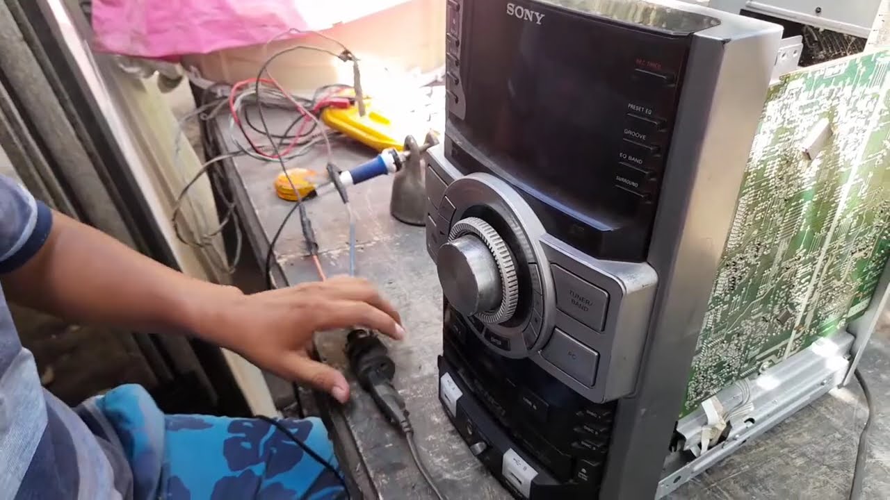 Equipo sony modelo MHC-GTZ3 prende y se apaga resuelto