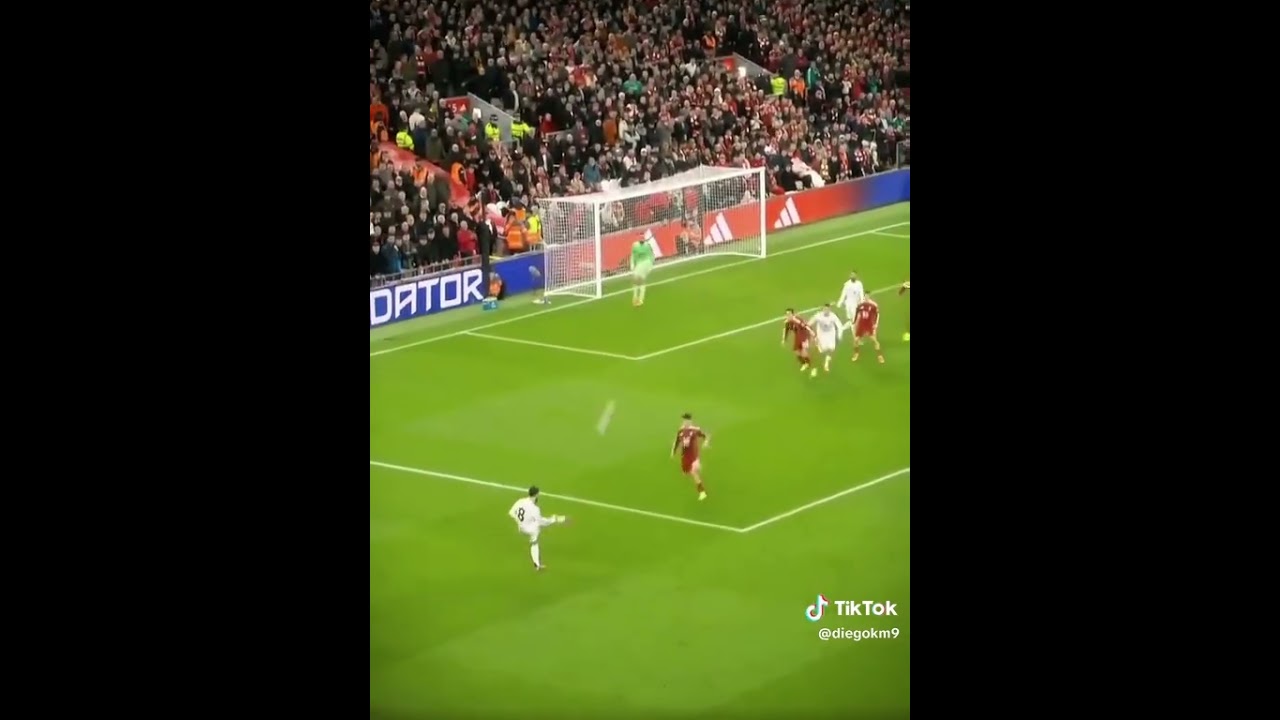 please share this with your friends and please blow this video up