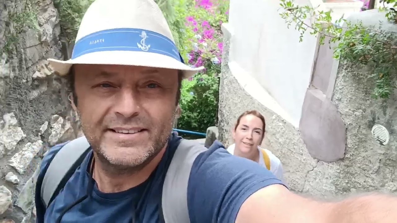 CAPRI Adasini birde benim gözümden görün. ITALYANIN EN IKONIK ADASI.