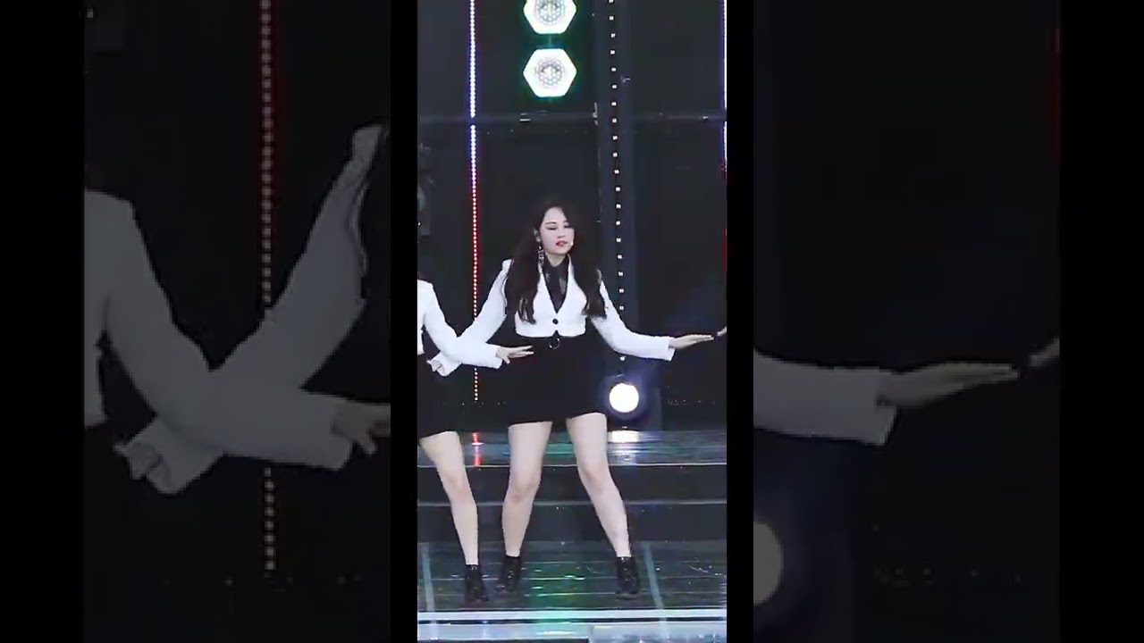 Taeha Momoland Fancam Cut