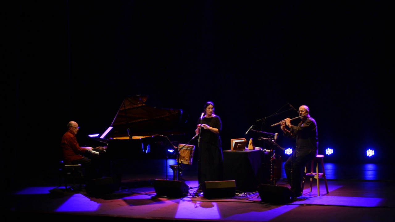 Mônica Salmaso - Odeon - Ernesto Nazareth com letra de Vinicius de Moraes