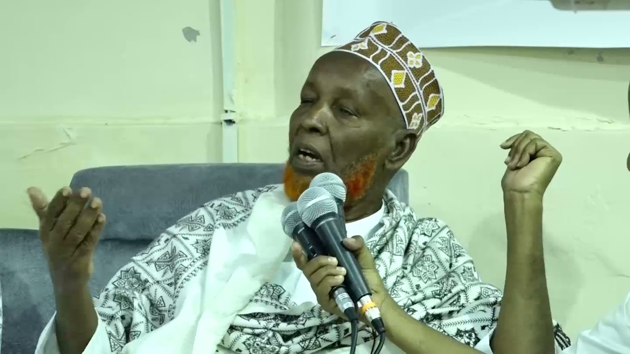 Sh C.llaahi Minhaaj oo ka hadlay Taariikhda Sh Maxamed Macallin Xasan. Allaha u raxmado.