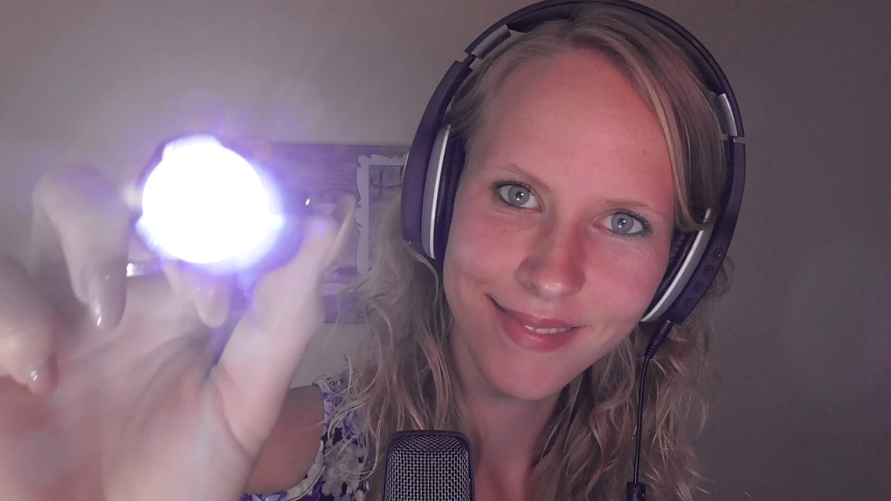 ASMR Hand Movements & Face Brushing (Dutch, Relax & Sleep)