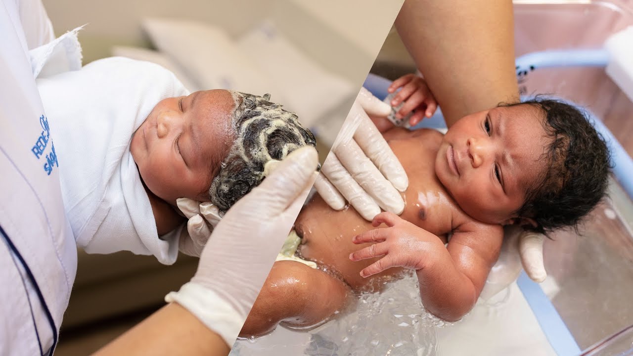NEWBORN'S FIRST BATH | Birth in Brazil