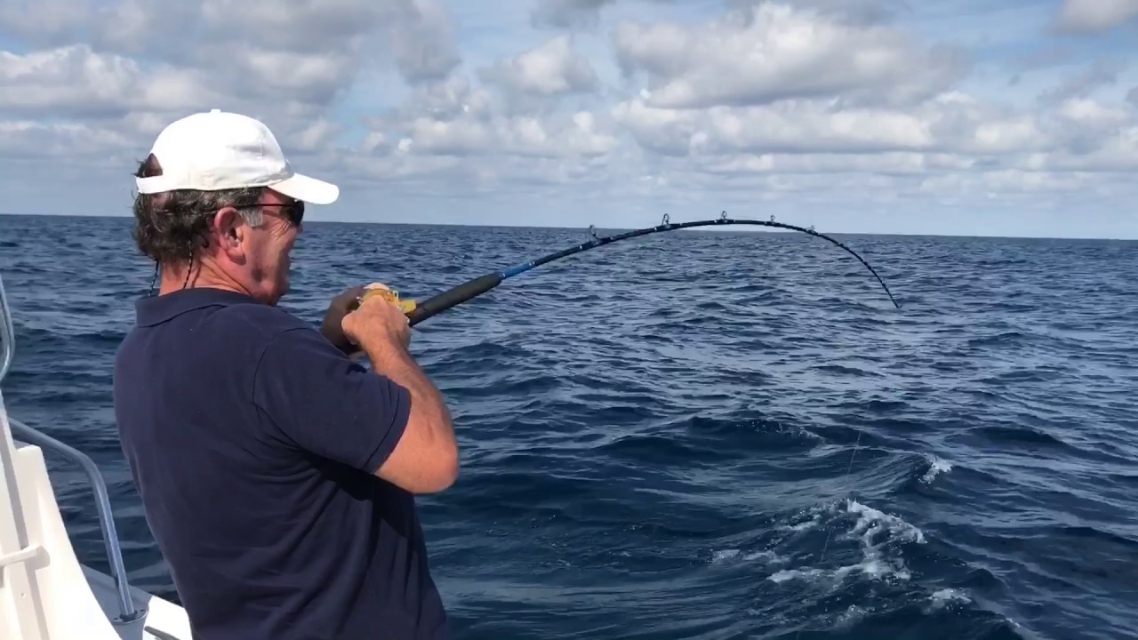 Off shore deep sea fishing for red grouper !!! Naples Florida Mr_cutts Fishing