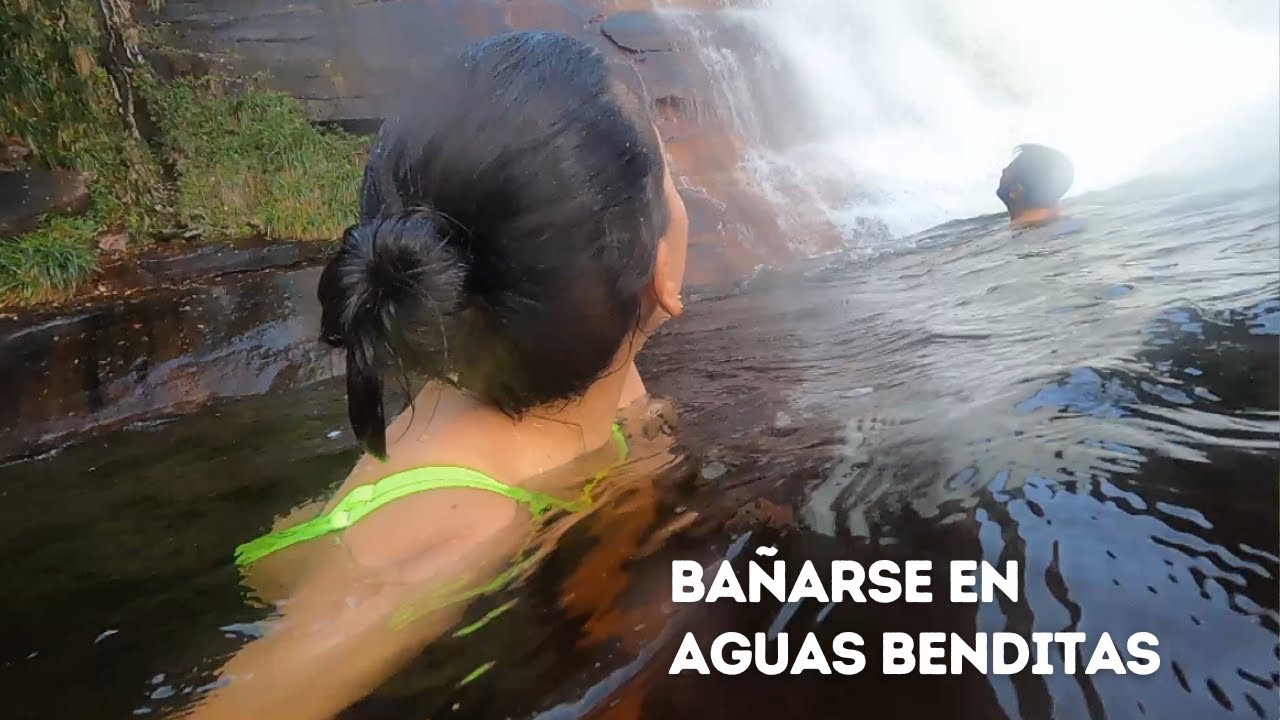 CANAIMA - Bañarse en aguas benditas 4/5
