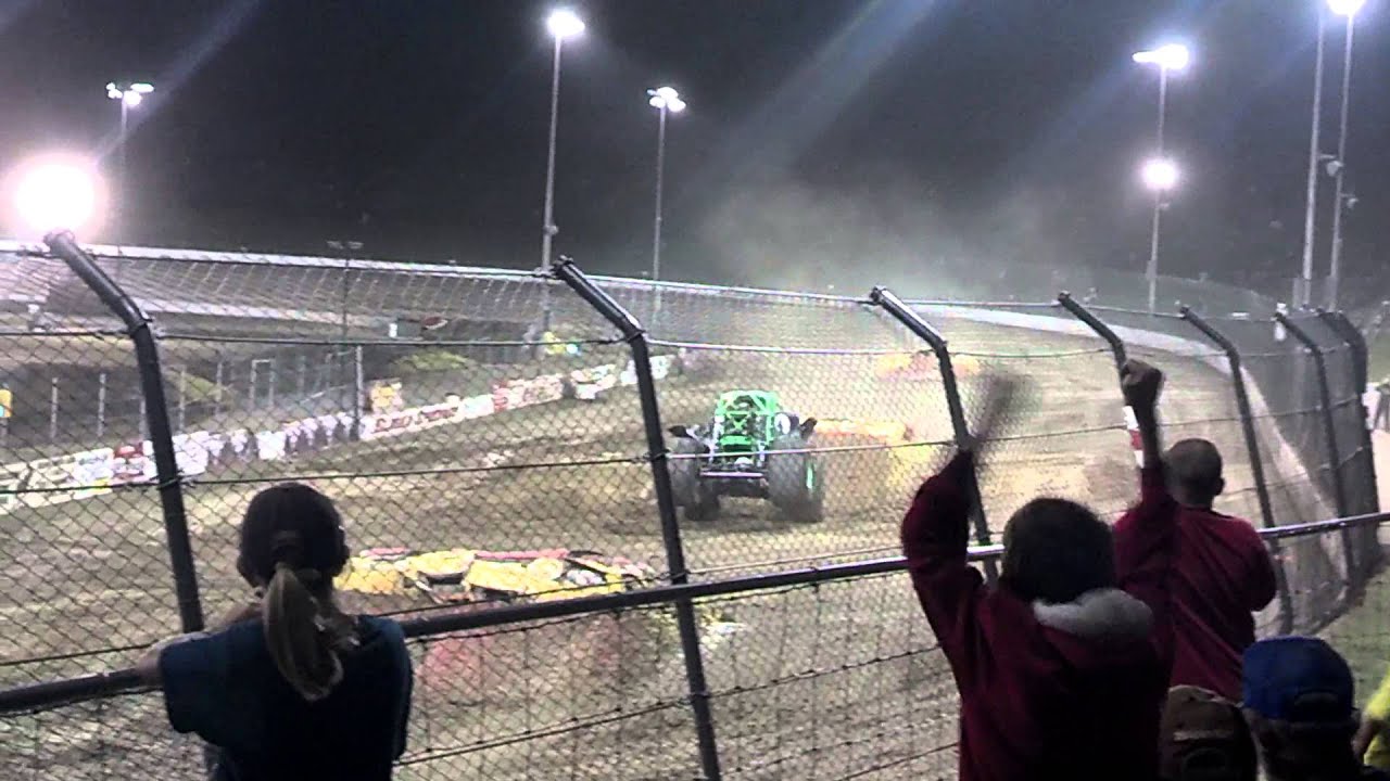 Eldora Monster Jam 2013 Freestyle Grave Digger