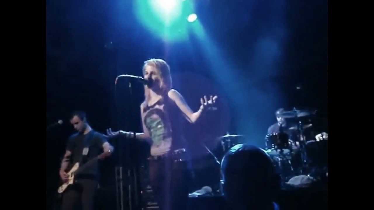PARAMORE-O2 Academy Islington,2009 [FULL PERFORMANCE]