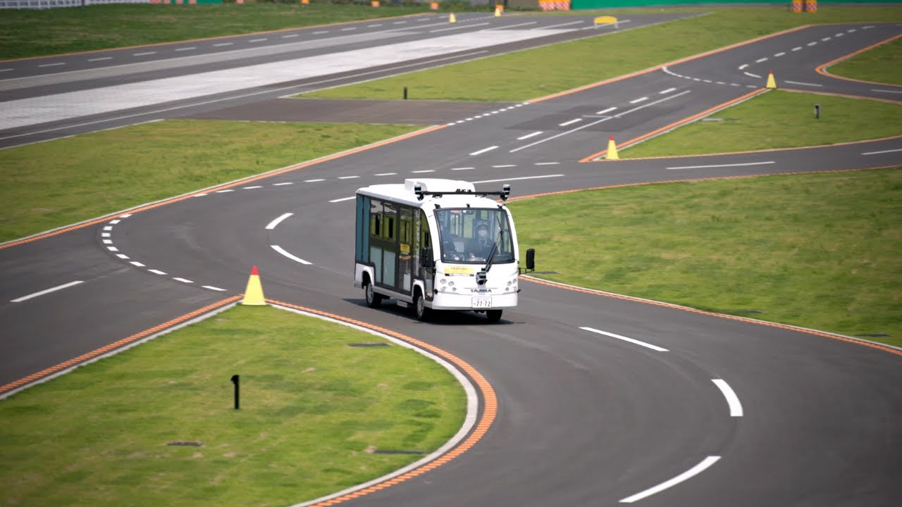 自動運転の実証実験：Bridgestone Innovation Park