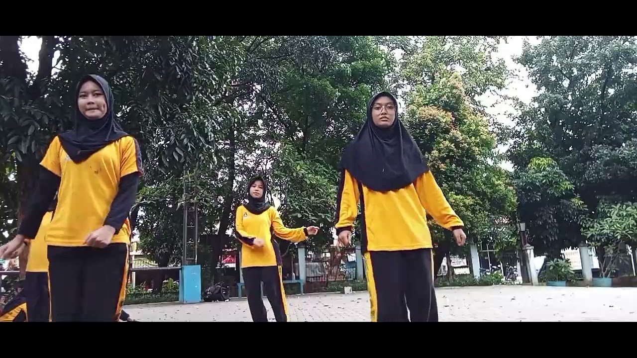 Ujian Praktek Membuat Video PJOK Senam Anak Indonesia Hebat Kelompok 5 - 2025/2026