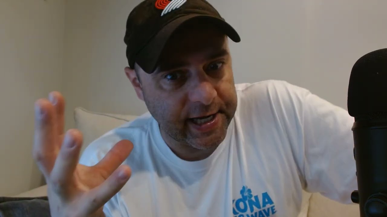 ASMR Gum Chewing Amtrak Rant and Ramble