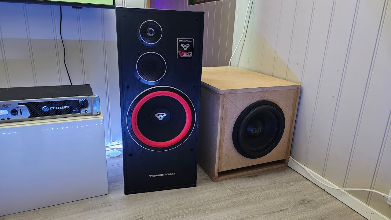 Cerwin Vega VE12 And GAS MAX playing loud!