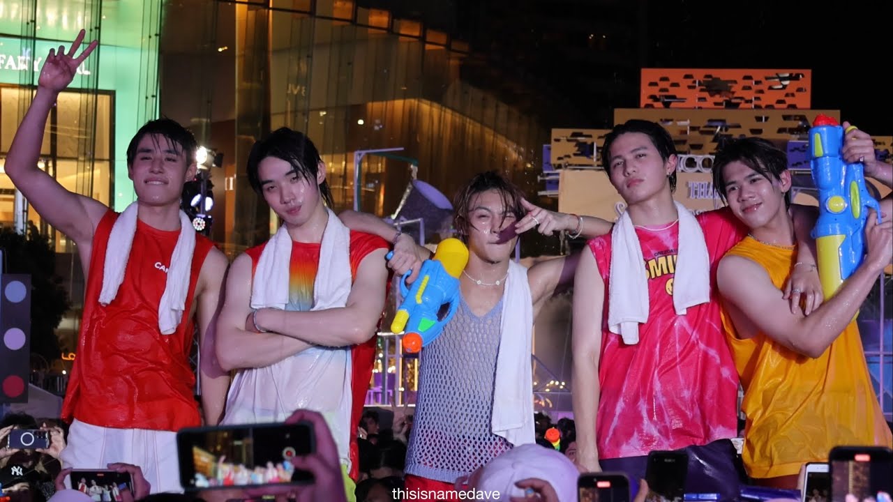 [20240416] LYKN at #ICONSIAMSongkranxLYKN #ICONSIAMSongkran #THAICONICSongkranCelebration [Fancam]