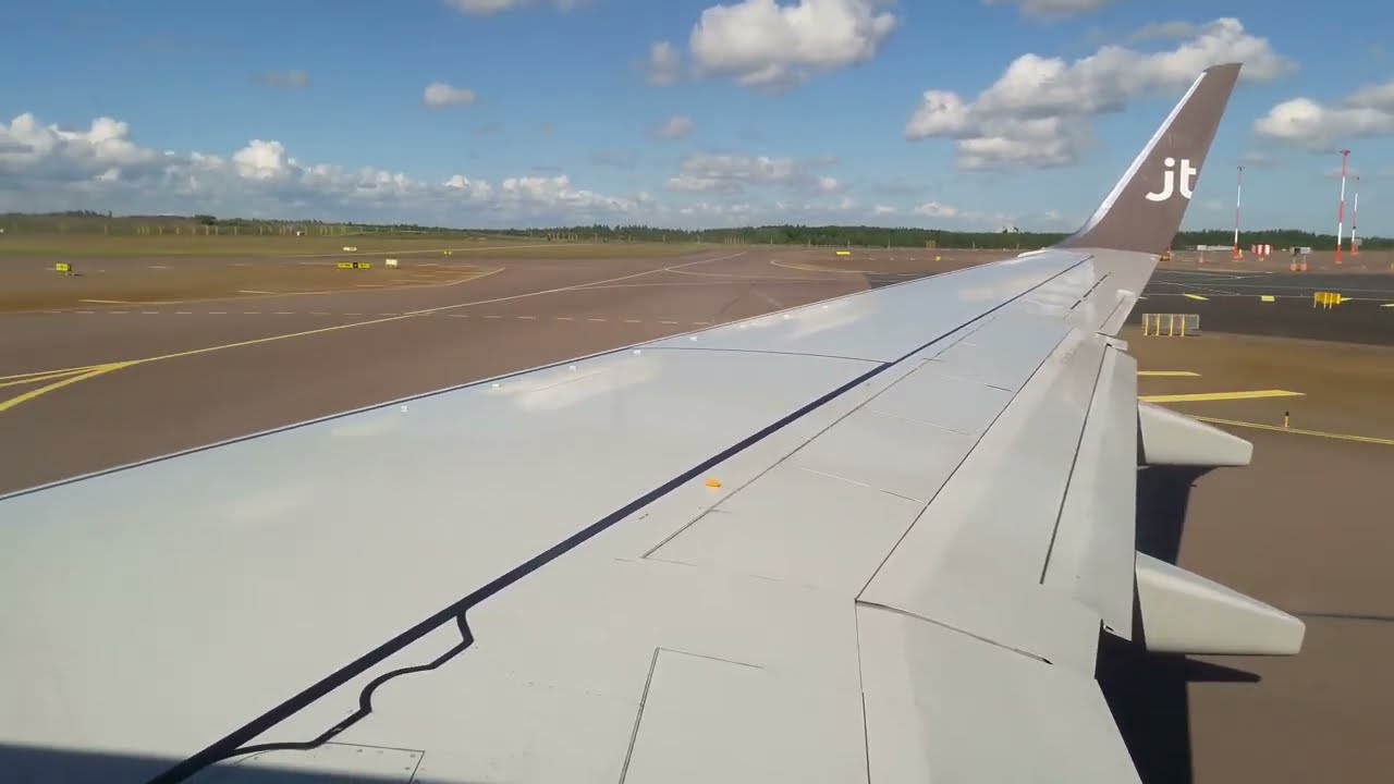 Jet Time Boeing 737-700 (OY-JTR) departure from Helsinki
