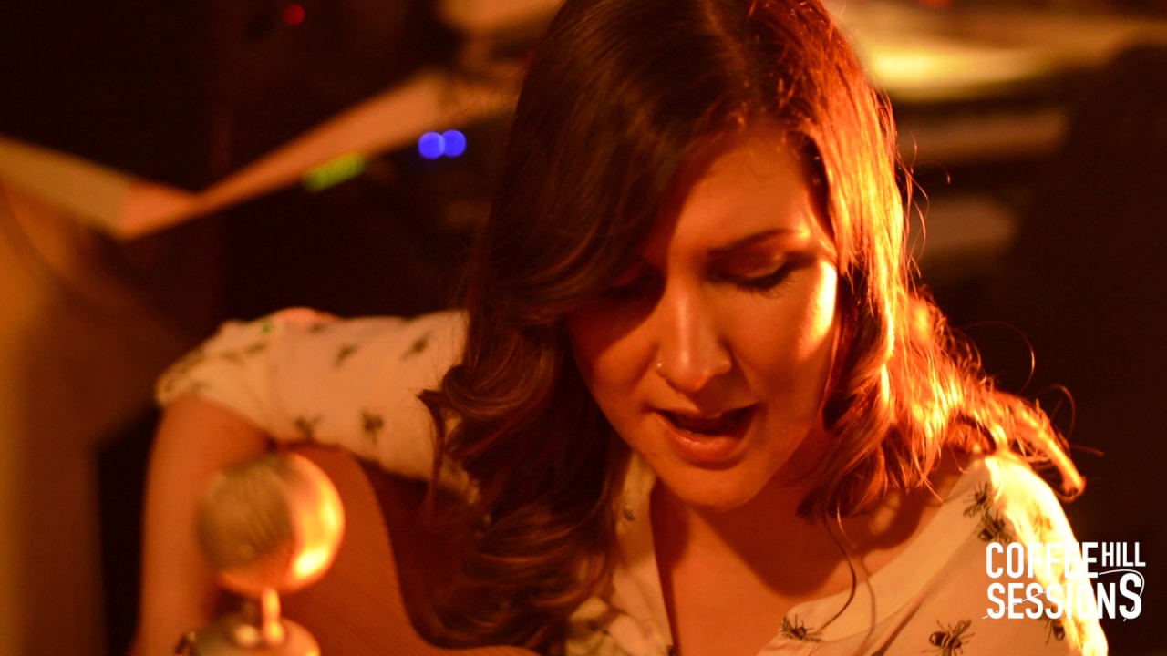Karen Alice Dunbar - Carousel \\ Coffee Hill Sessions