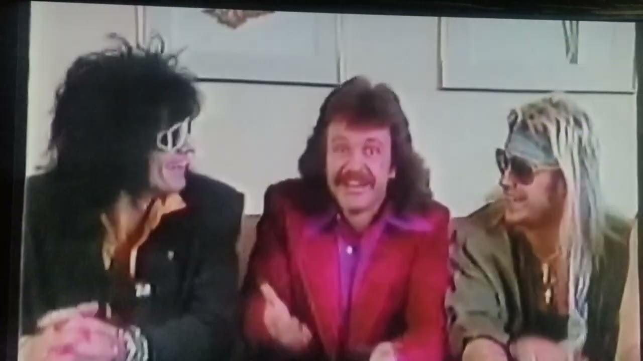 Motley Crue Meets Mike Rrrrrafone