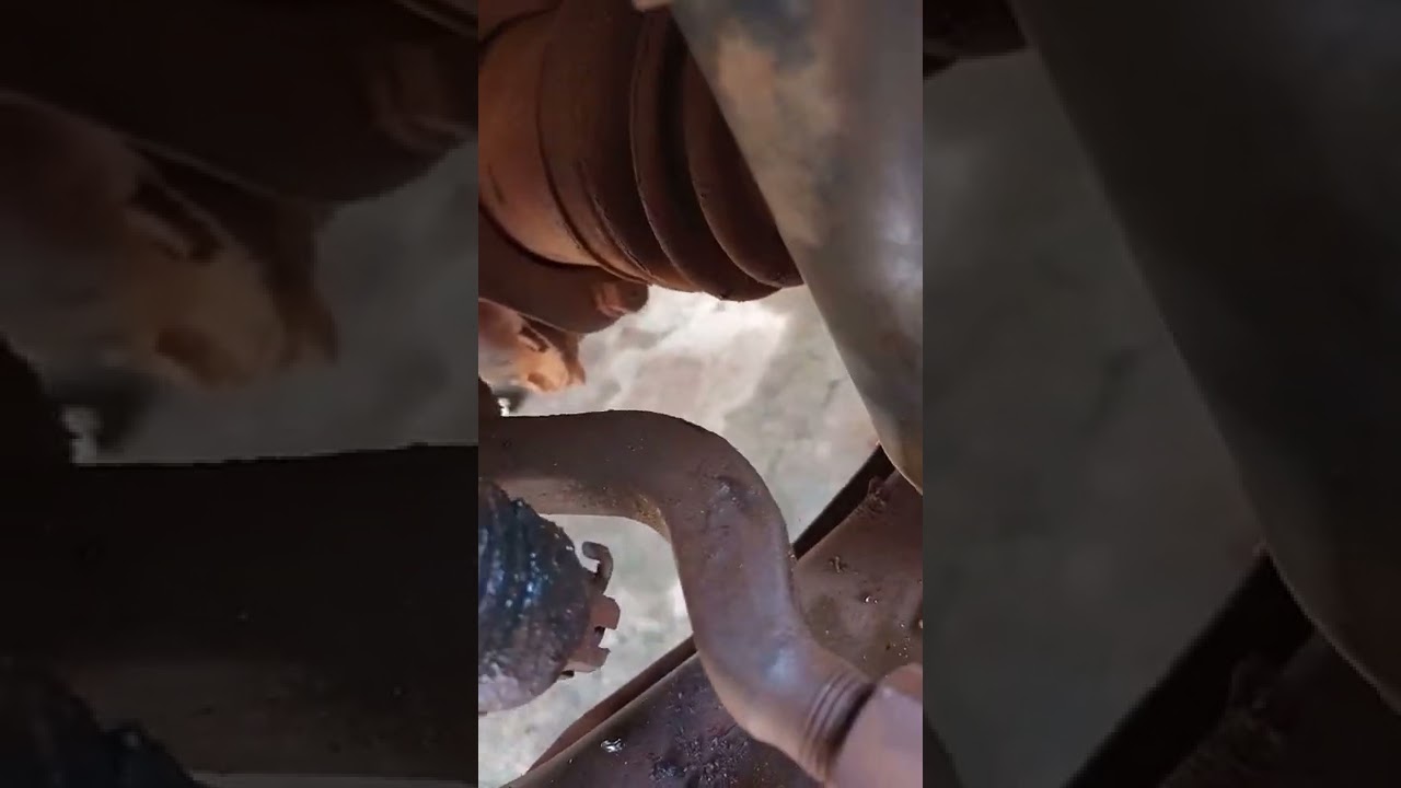 Como trocar a Coifa da l200 sem desmontar a suspensão, com coifas de fusca de silicone.