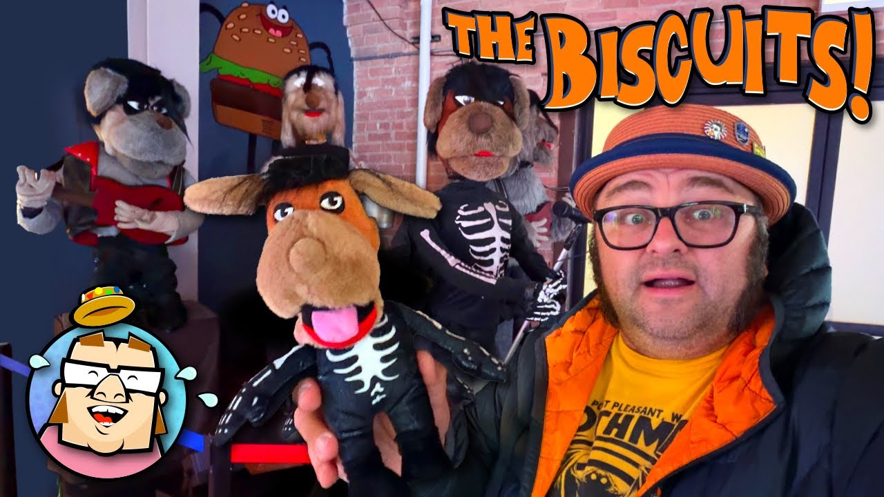 The Biscuits - Animatronic Punk Band! - At Elston Electric - Weird and Wacky Arcade - Chicago, IL