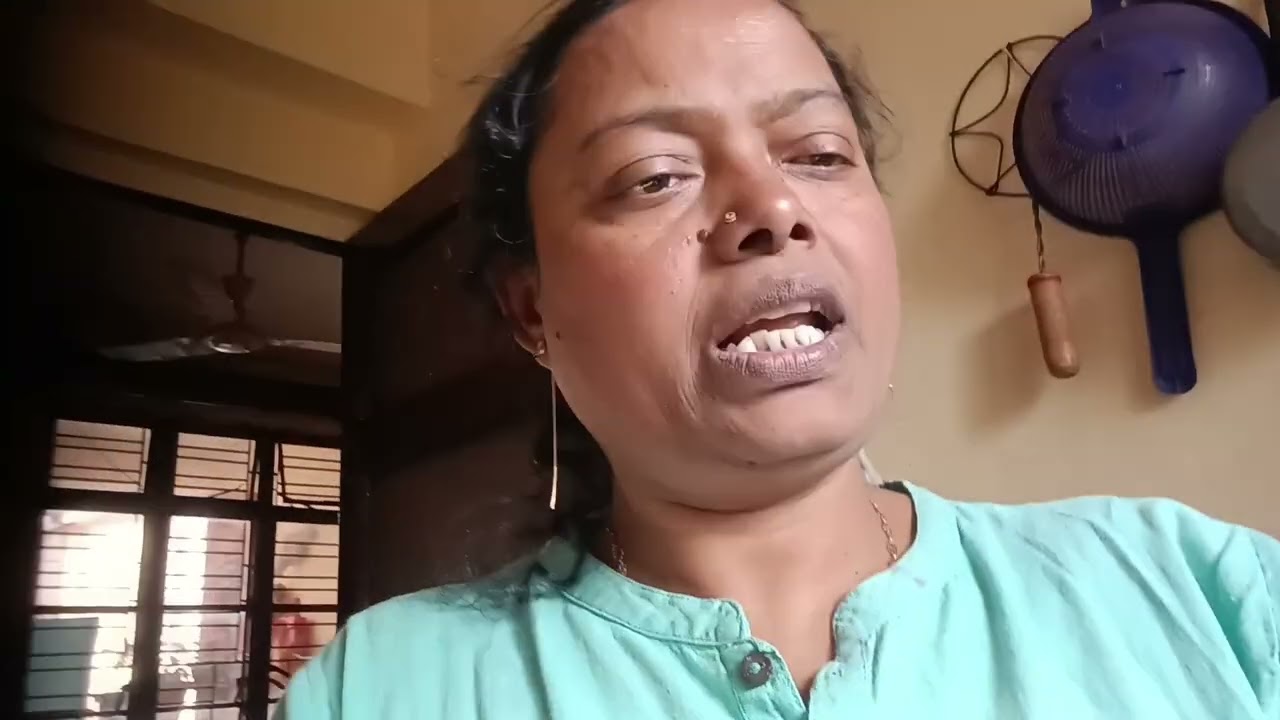 বন্ধুরা প্রতিদিনের মতো নিত্য কাজকর্ম নিয়ে চলে এসেছি