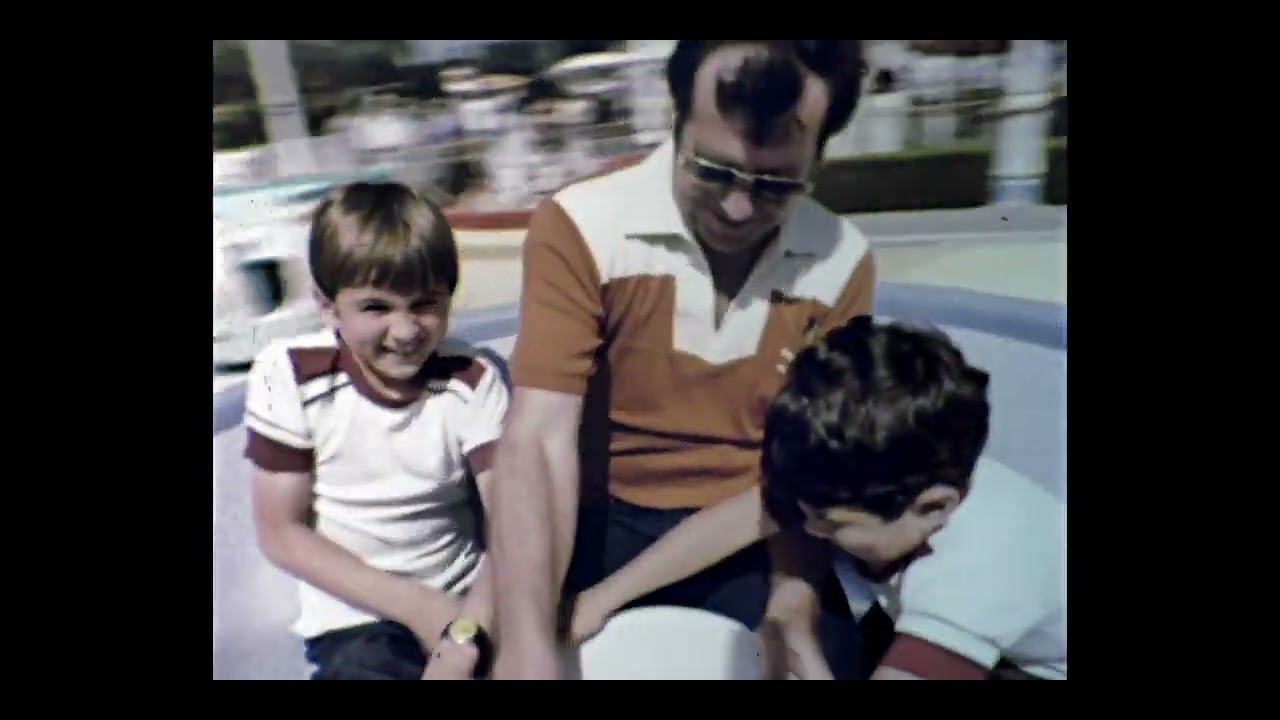 A Day at Disneyland (1979 version) - restored Super 8 souvenir film