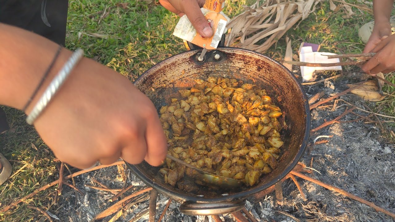 Ajj hoo Raha hai mussel kee party 😝😋