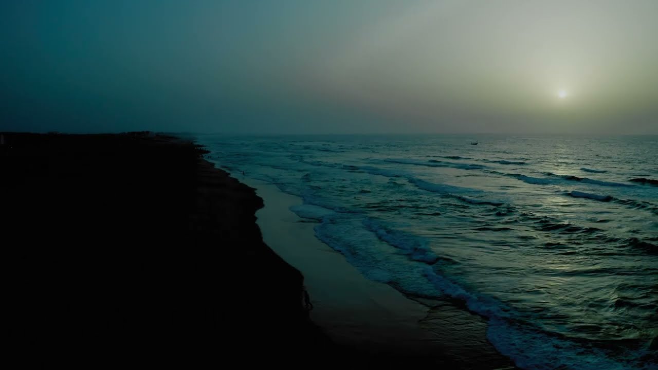 VIDEO POSTAL - Guediawaye  Dakar Senegal  Vue de Drone- #01