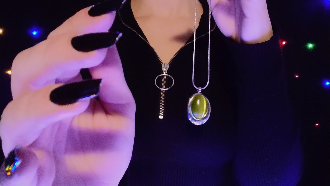 ASMR - Necklace Hypnosis & Hand Movements (With Microphone Brushing + Rain & Thunder) [No Talking]
