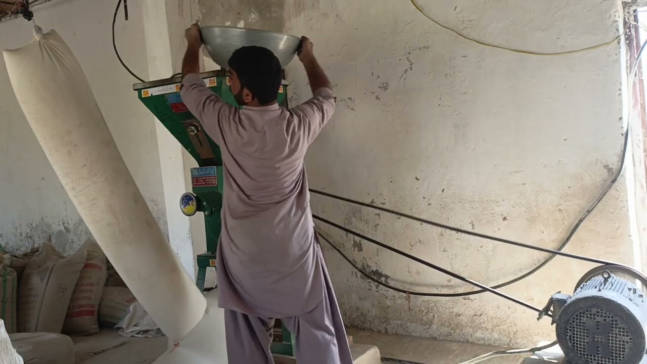 Memi chaki wala / Atta chaki machine 50 ki chaki video