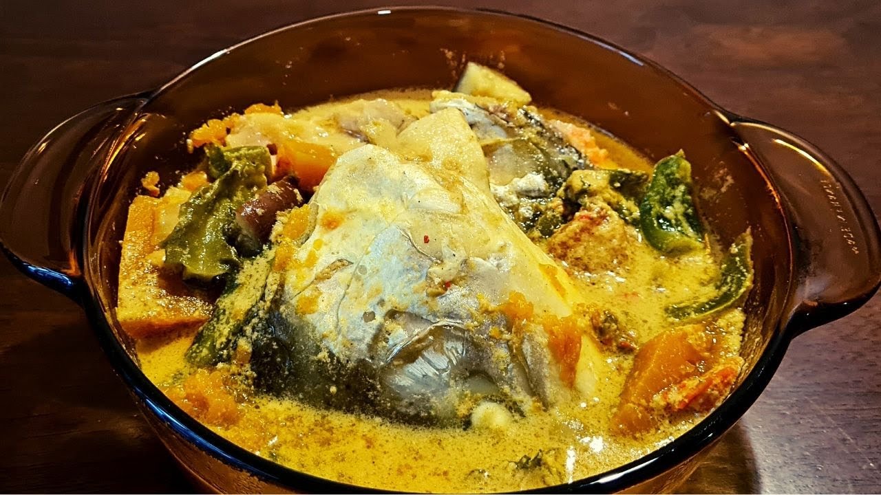 SALMON IN COCONUT MILK | GINATAANG ULO NG SALMON