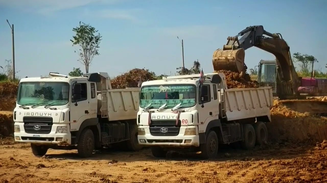 New Caterpillar 385C Loading Overburden with Cat 395 & Liebherr 974 -Sotiriadis/Labrianidis Mining4k